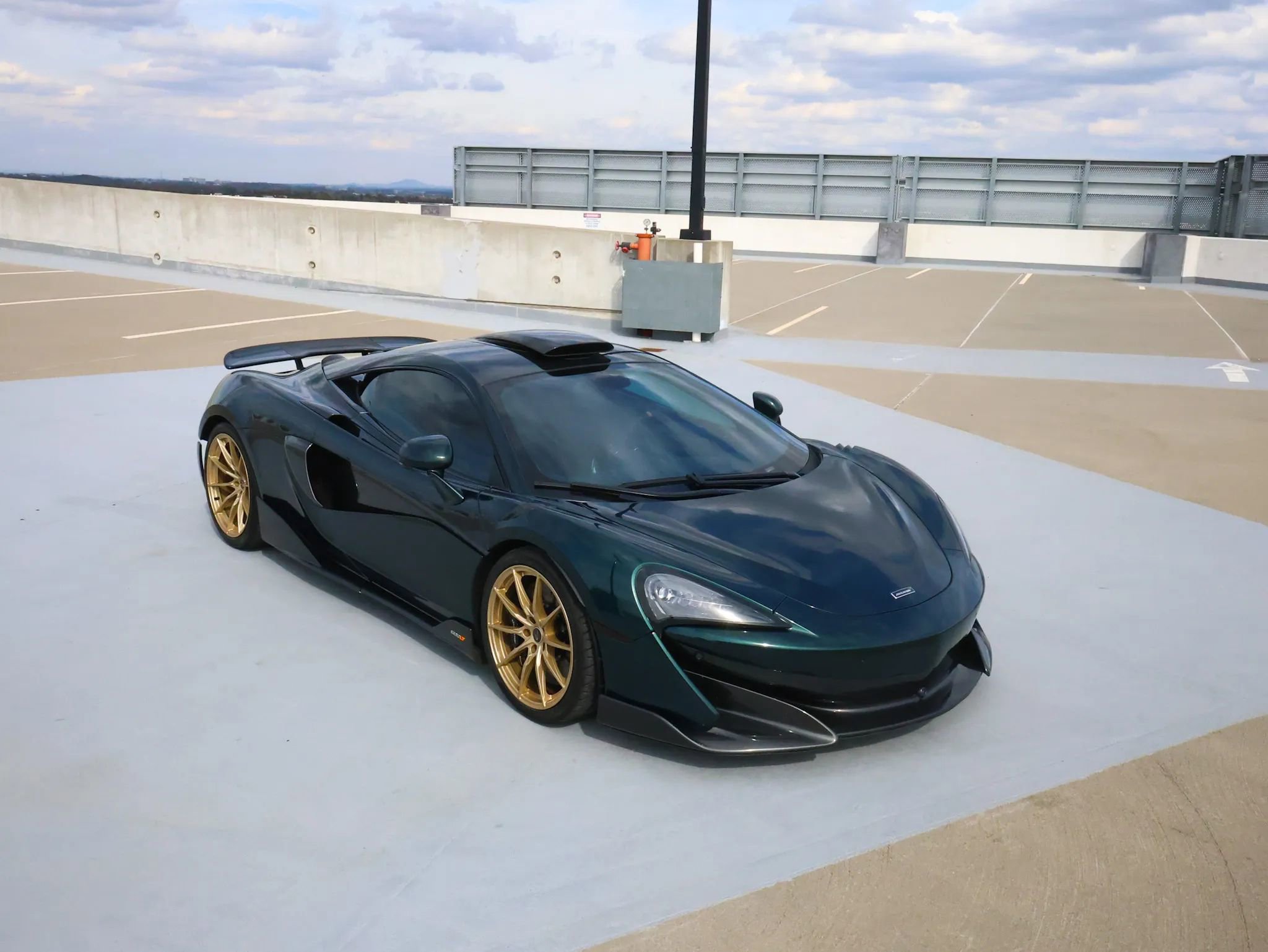 Used 2019 McLaren 600LT photo 9