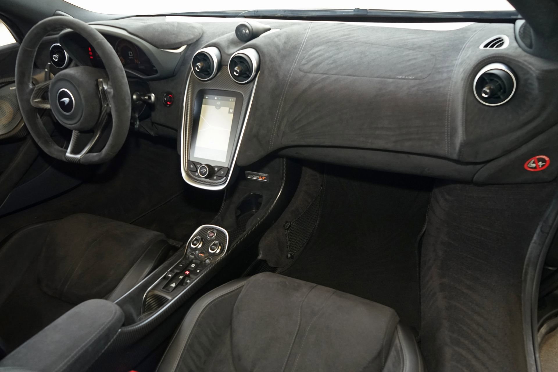 Used 2020 McLaren 600LT Spider photo 21