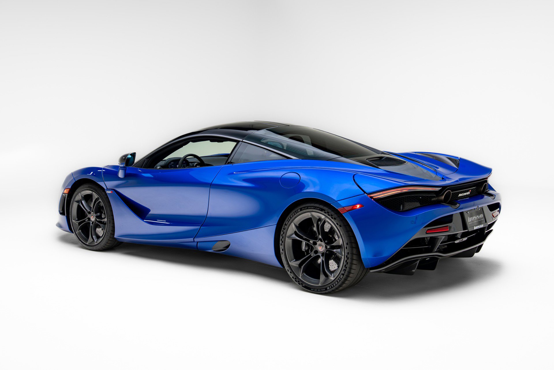 Used 2018 McLaren 720S Performance photo 31
