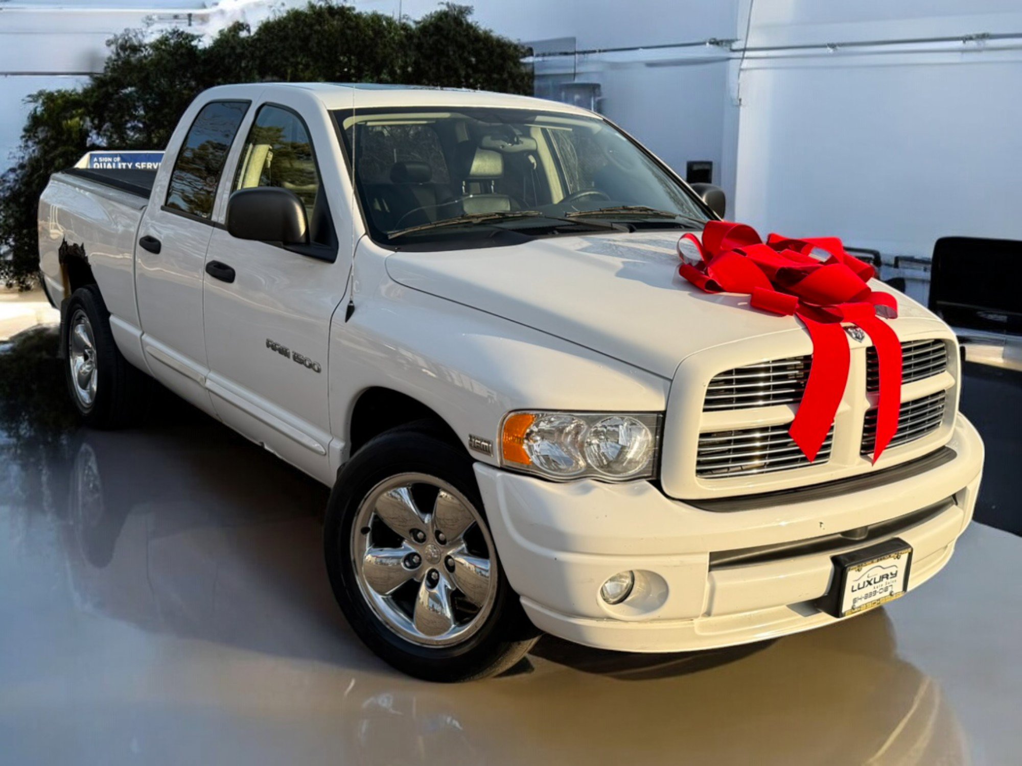 2005 Dodge Ram 1500 Truck SLT