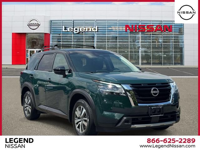 Used 2024 Nissan Pathfinder SL