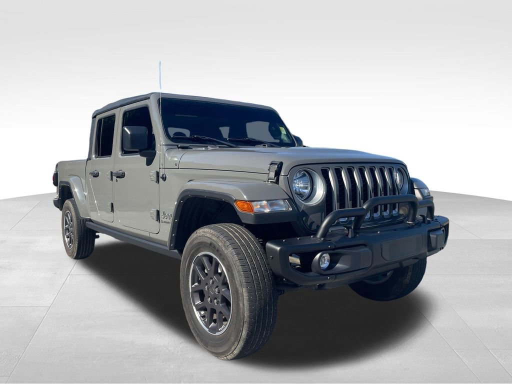 2022 Jeep Gladiator Overland