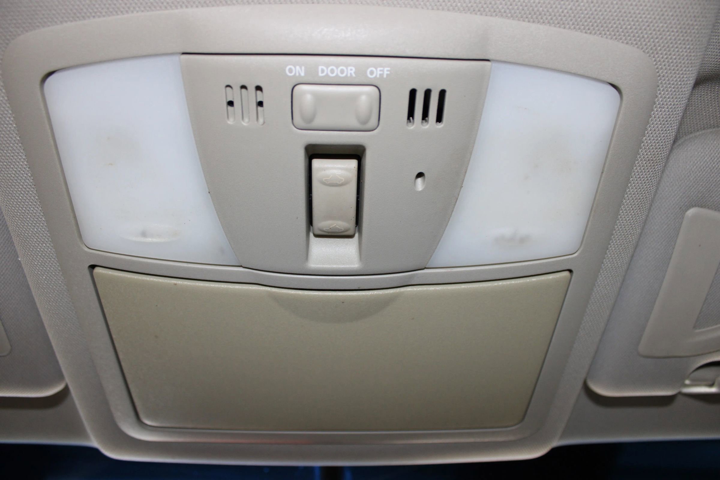 2015 INFINITI Q60 Journey