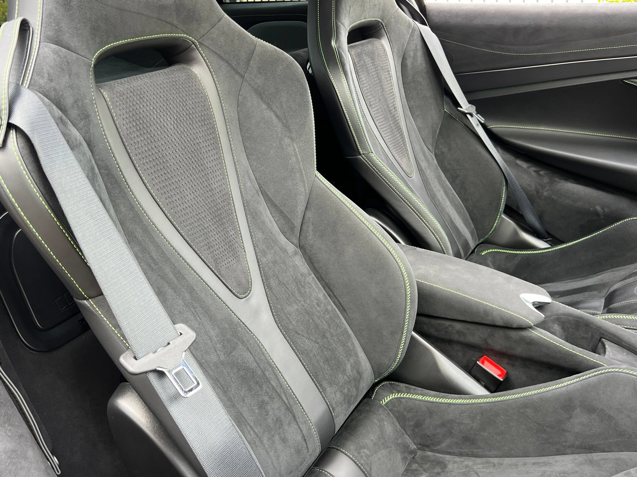 Used 2024 McLaren 750S photo 29
