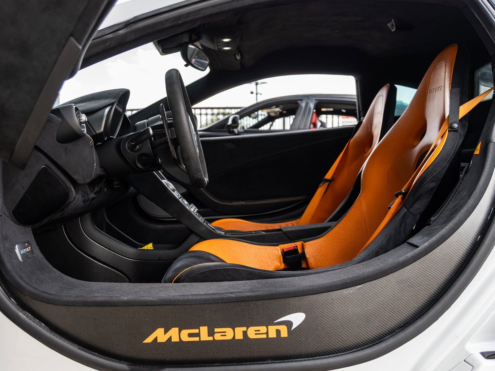 Used 2016 McLaren 675LT Coupe photo 25