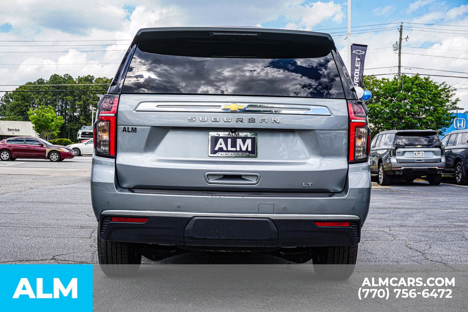 2024 Chevrolet Suburban LT