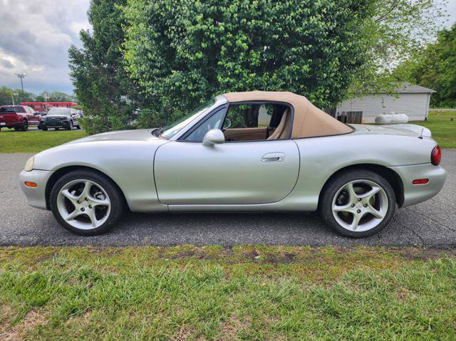 Used 2001 MAZDA MX-5 Miata