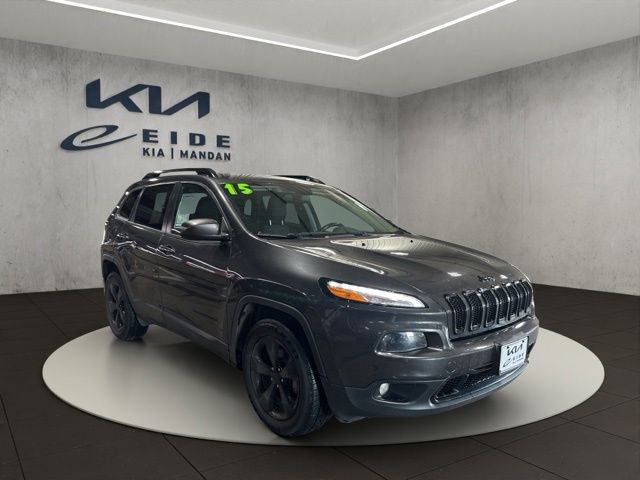 Used 2015 Jeep Cherokee Latitude w/ Comfort/Convenience Group