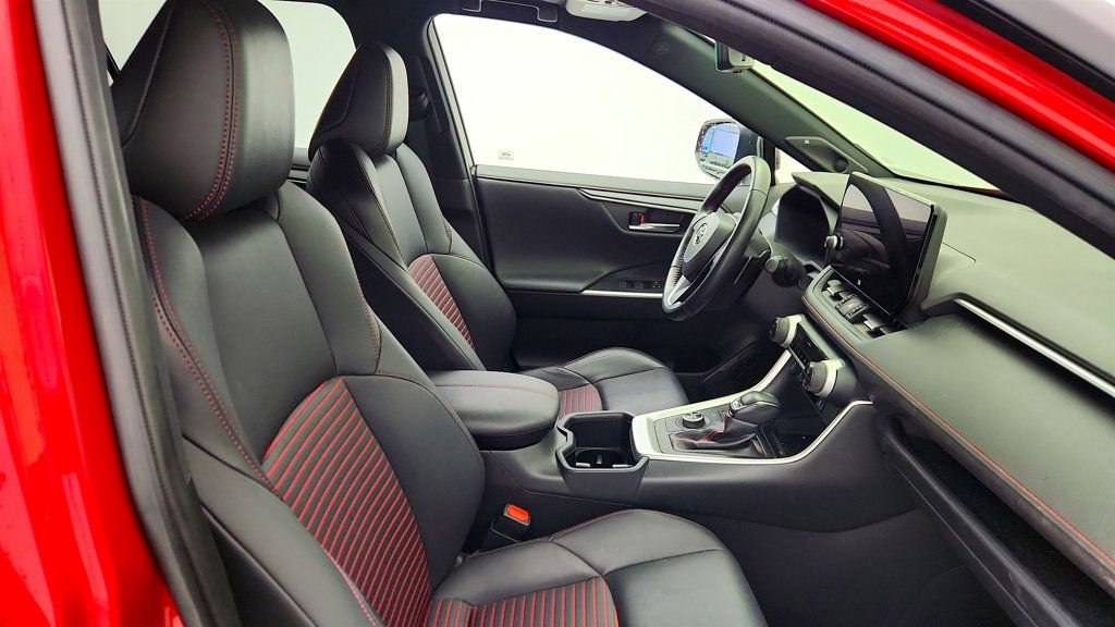 2023 Toyota RAV4 XSE