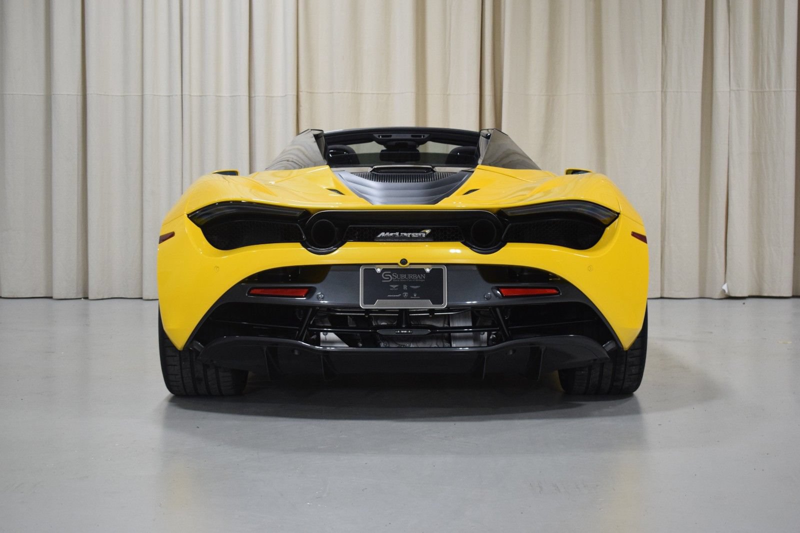 Used 2020 McLaren 720S Performance photo 15