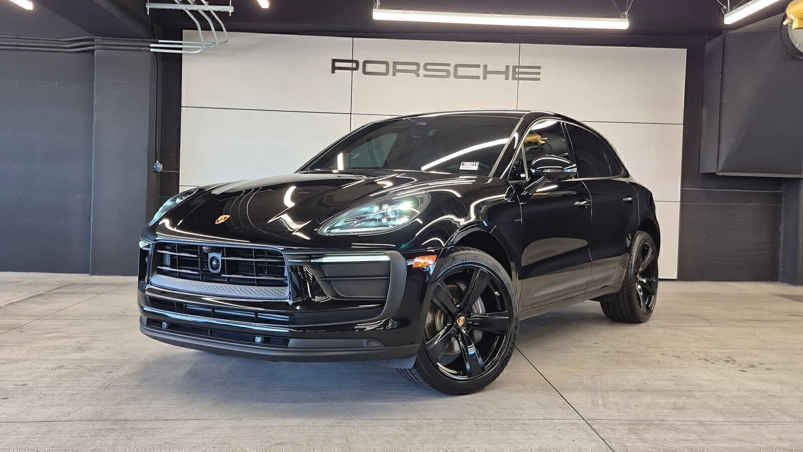 Certified 2023 Porsche Macan