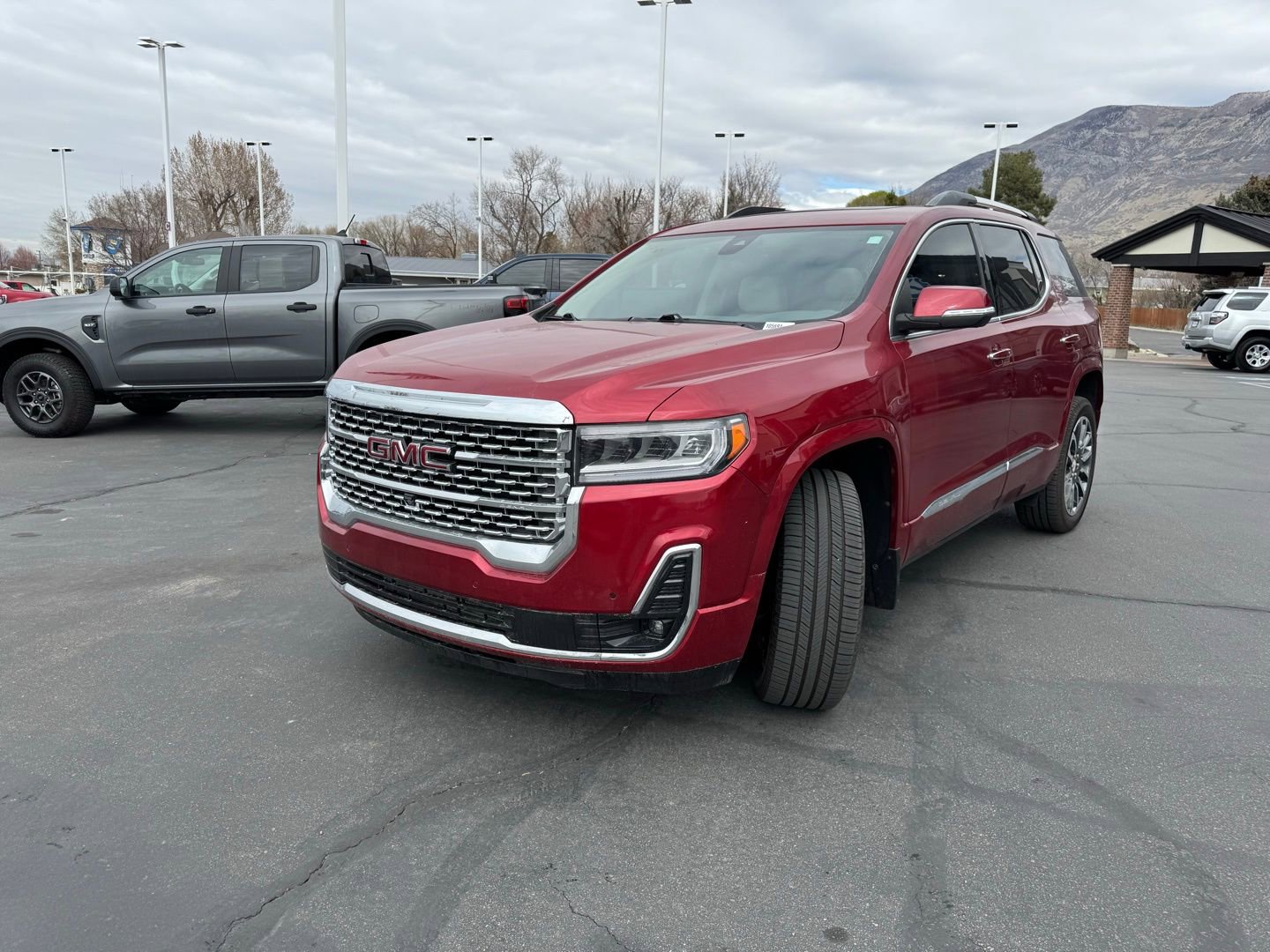 2020 GMC Acadia Denali