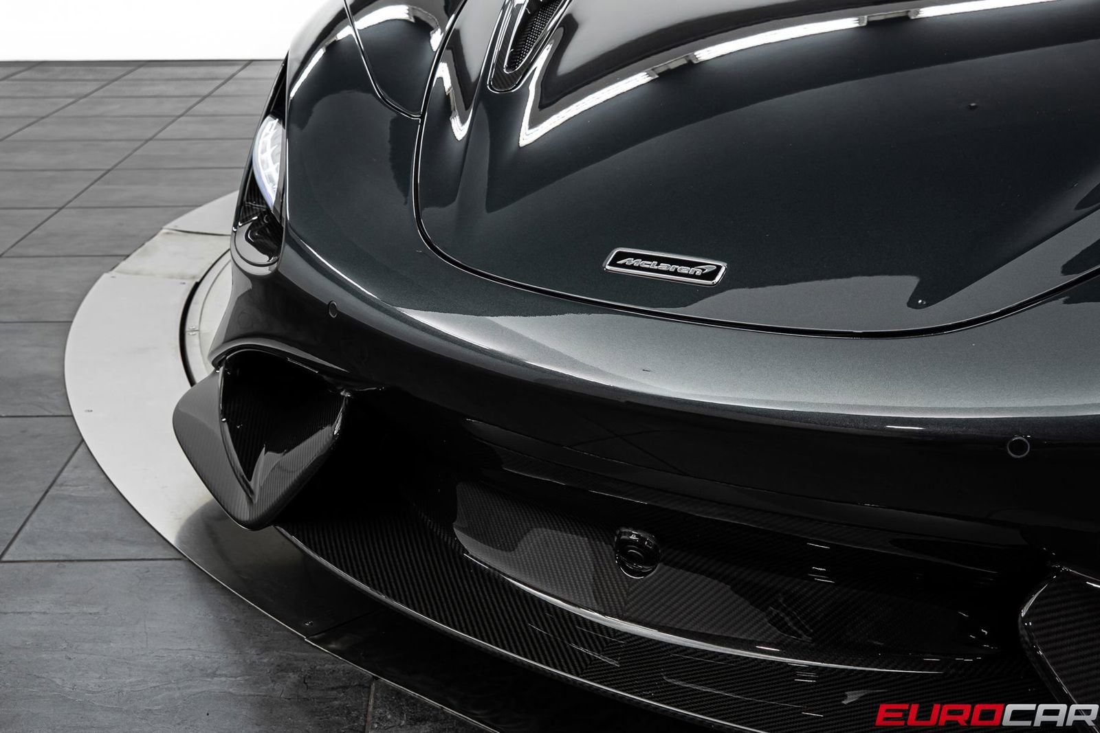 Used 2021 McLaren 765LT photo 13
