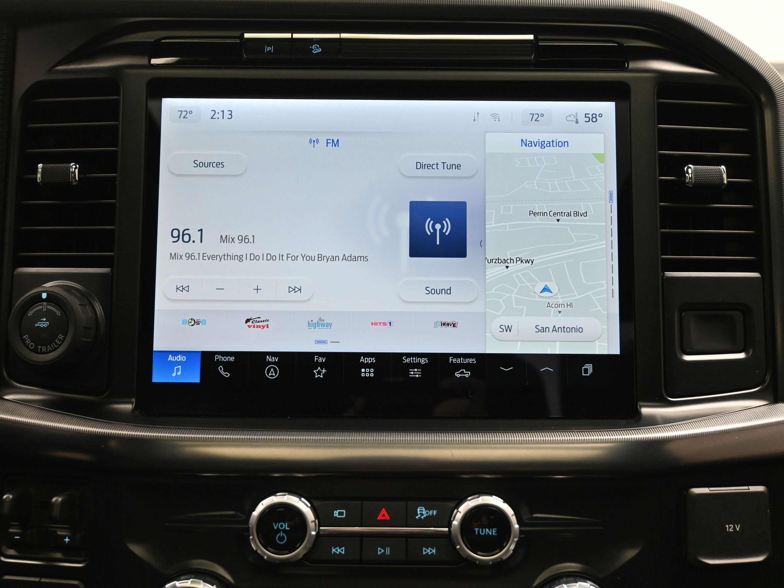 2025 Ford F150 Platinum