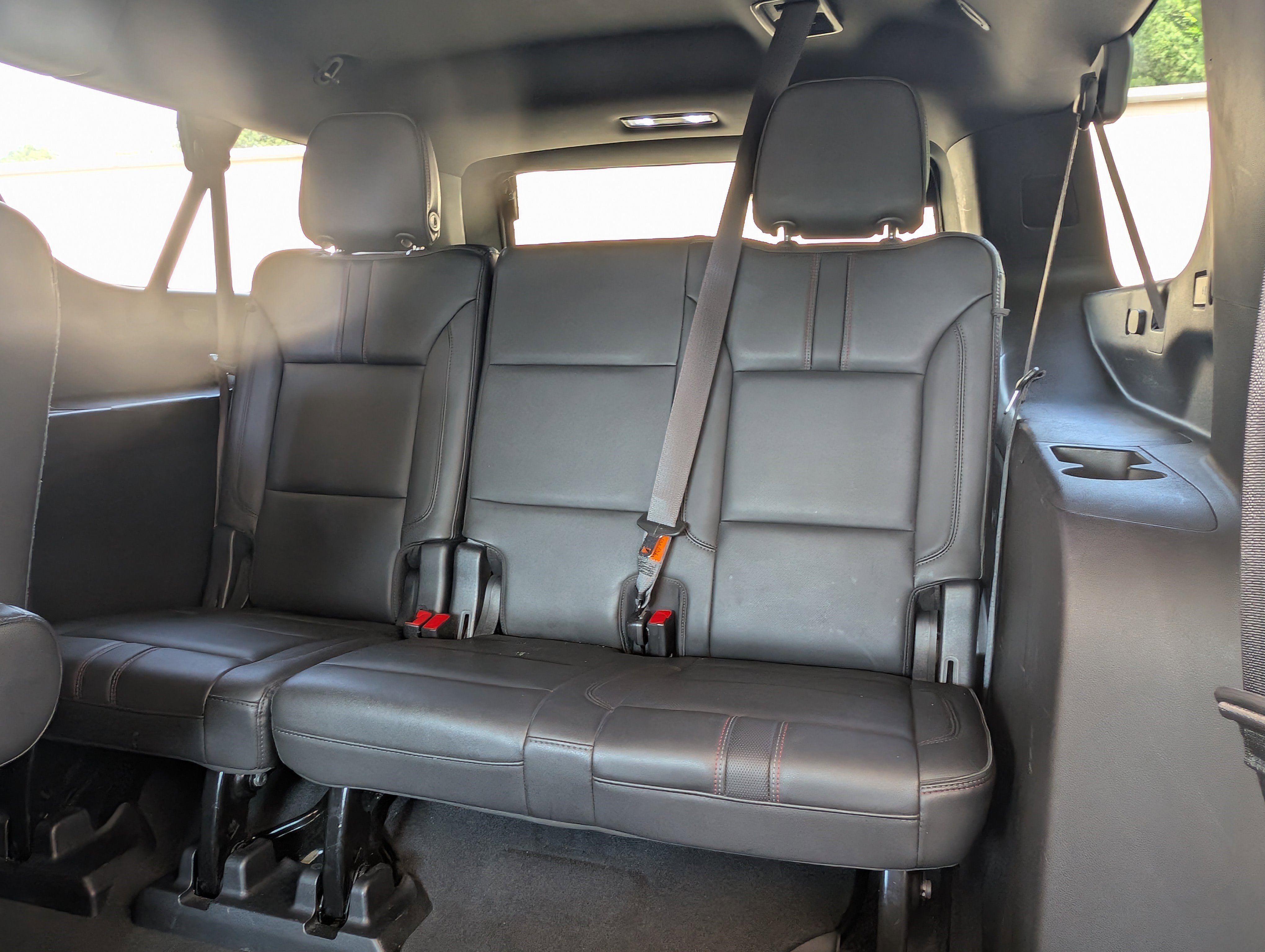 2021 Chevrolet Suburban RST