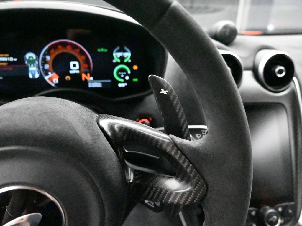 Used 2019 McLaren 600LT photo 35