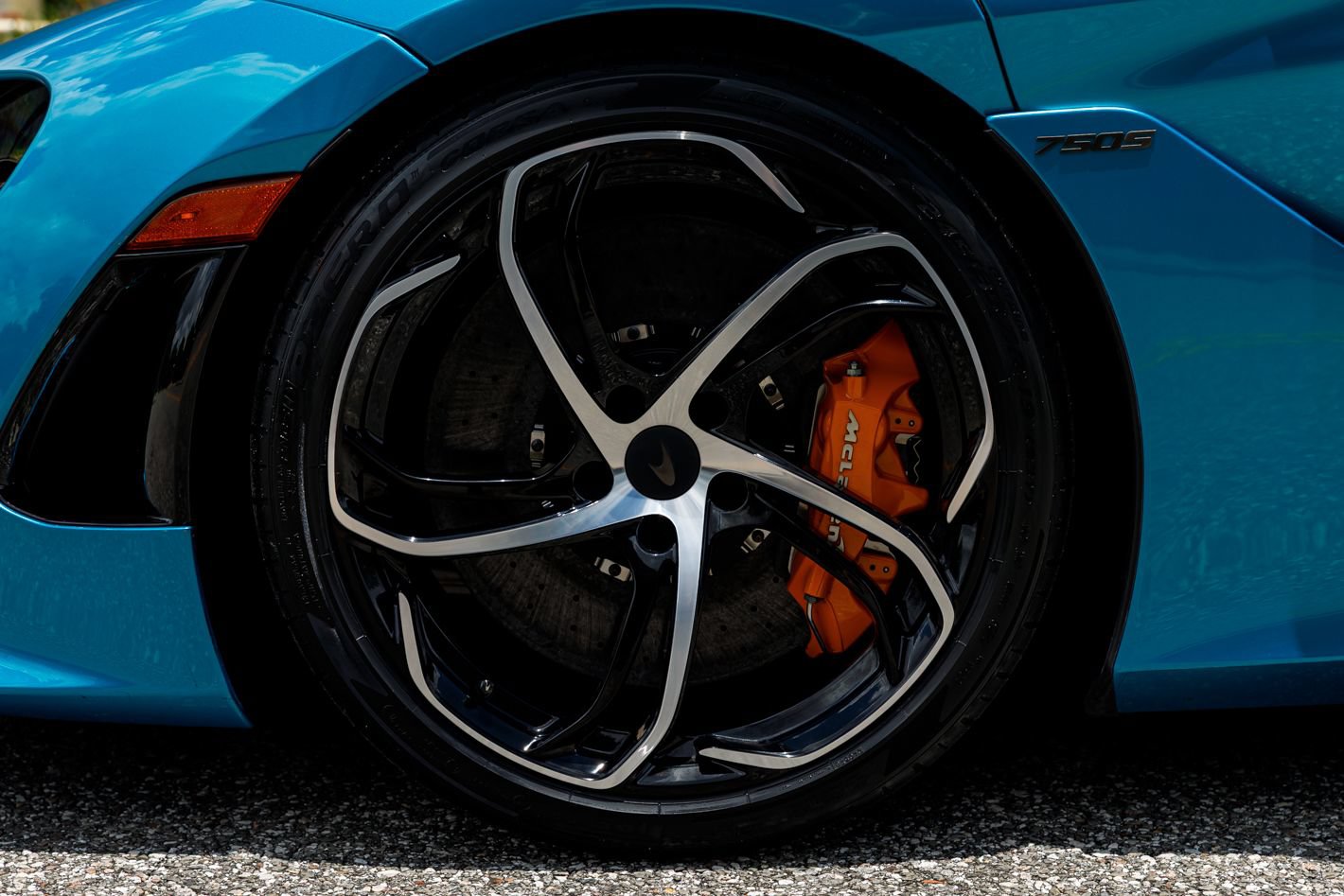 Used 2025 McLaren 750S photo 33