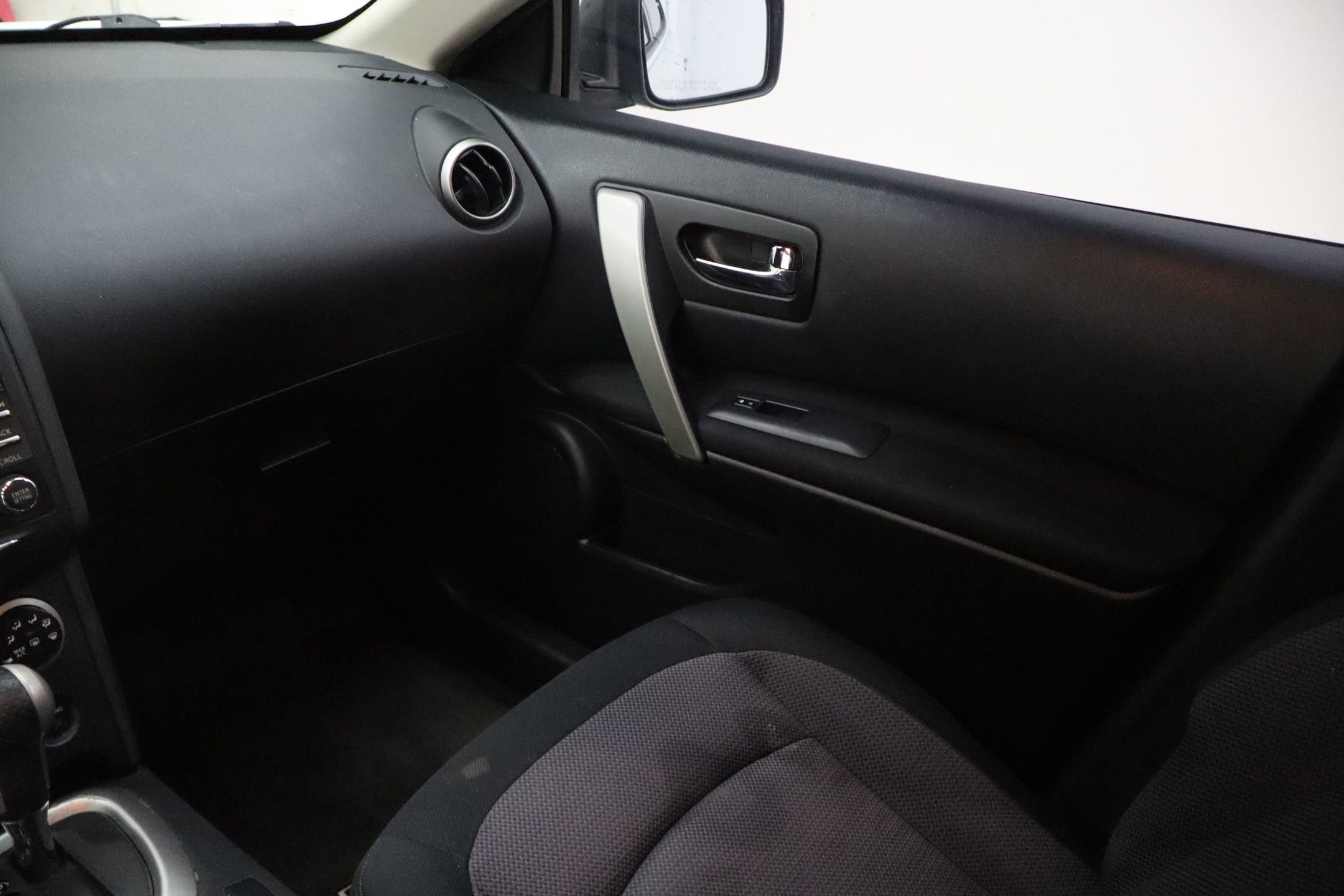 2013 Nissan Rogue SV