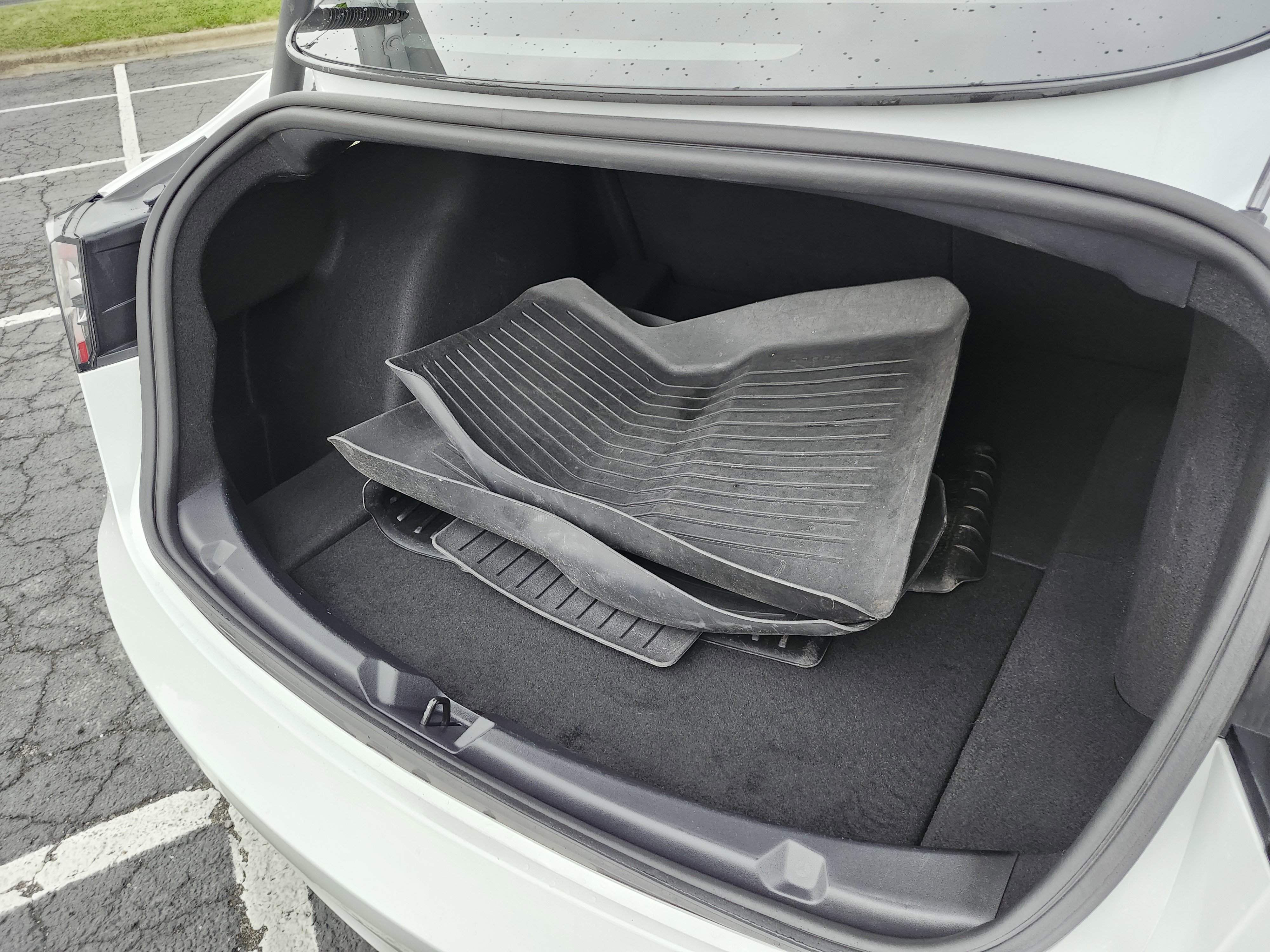 2023 Tesla Model 3 Standard Range