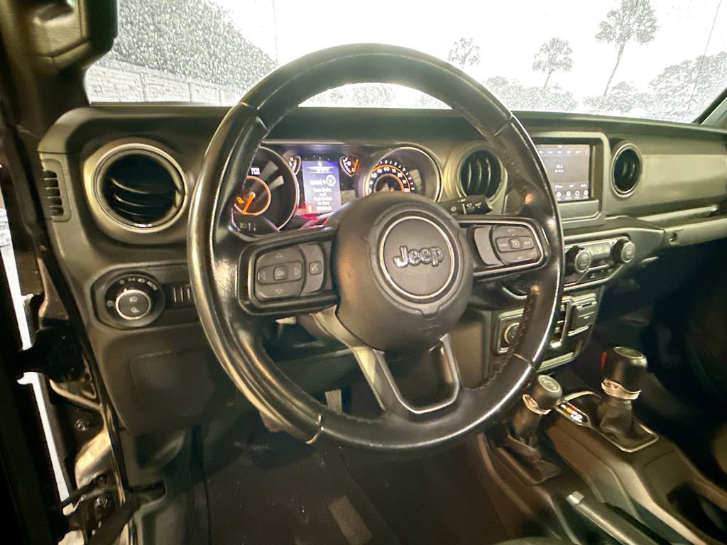 2022 Jeep Gladiator Sport