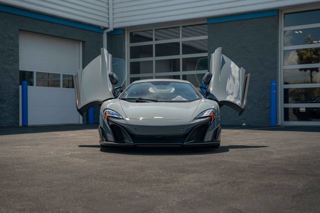 Used 2016 McLaren 675LT Coupe photo 30