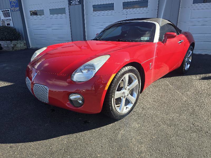 Used 2007 Pontiac Solstice Convertible w/ Premium Package