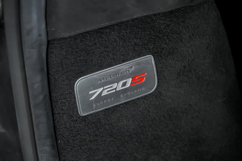 Used 2022 McLaren 720S Performance photo 25