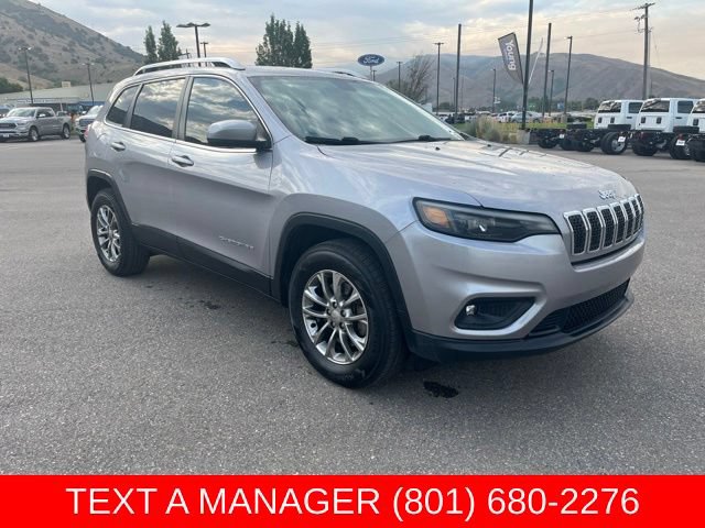 Used 2019 Jeep Cherokee Latitude Plus w/ Comfort/Convenience Group