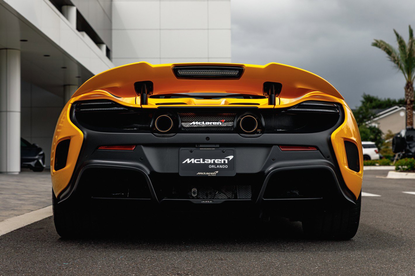 Used 2016 McLaren 675LT Coupe photo 20
