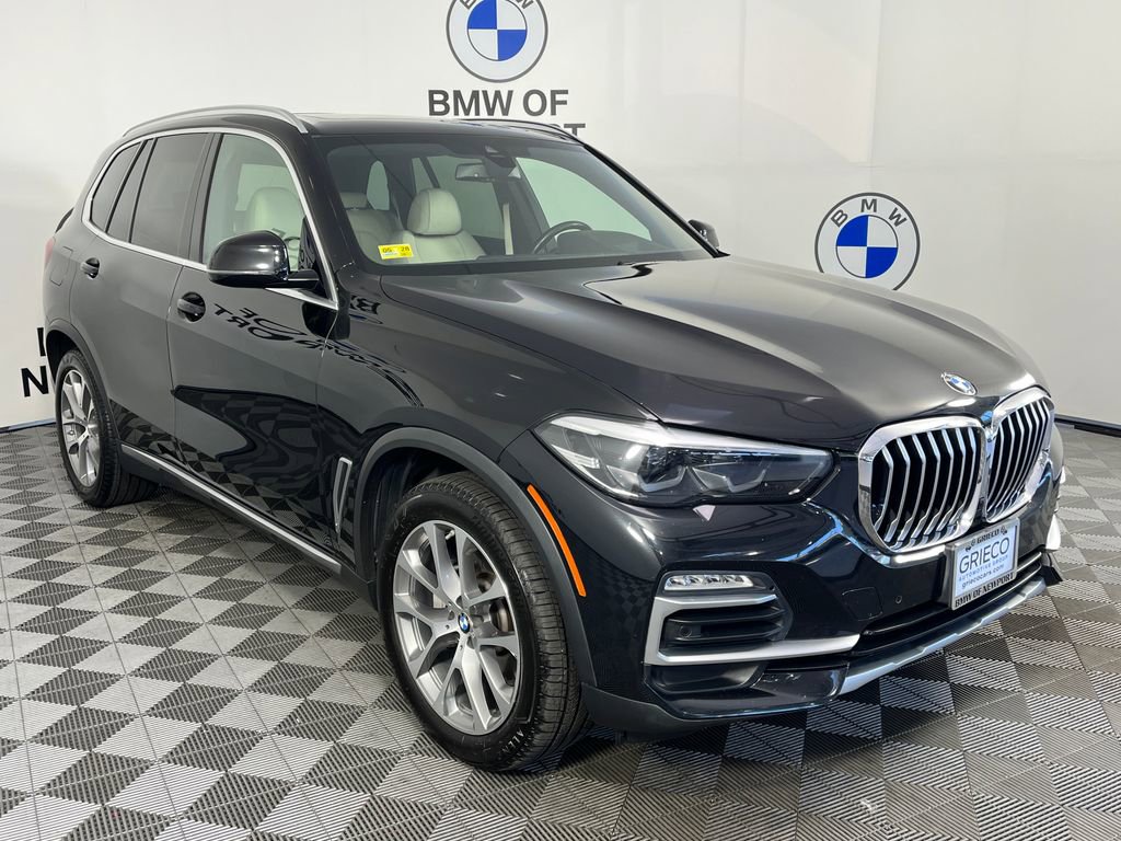 Used 2019 BMW X5 xDrive40i w/ Premium Package 2