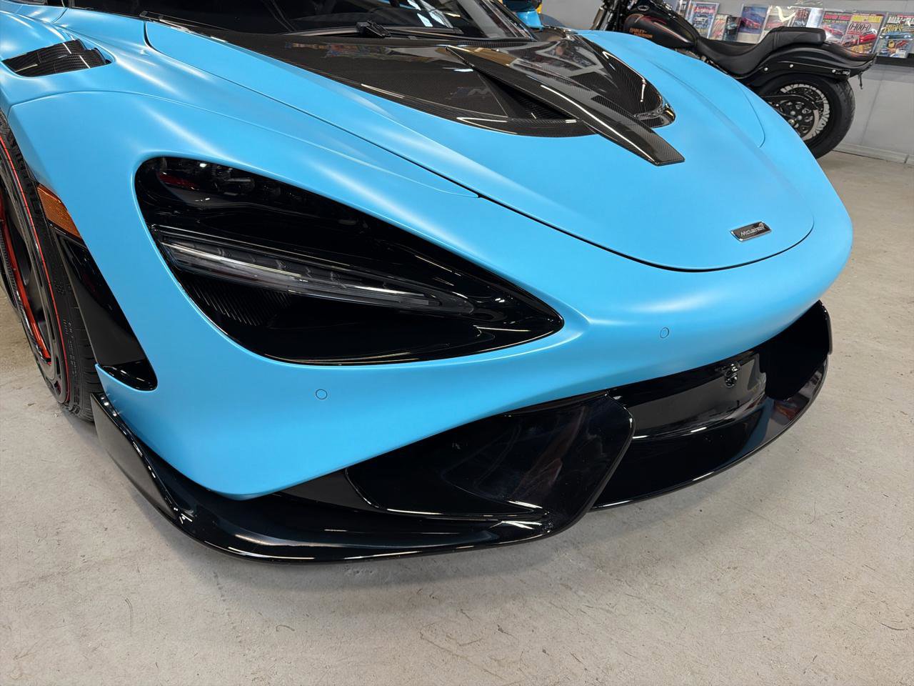 Used 2021 McLaren 765LT photo 19