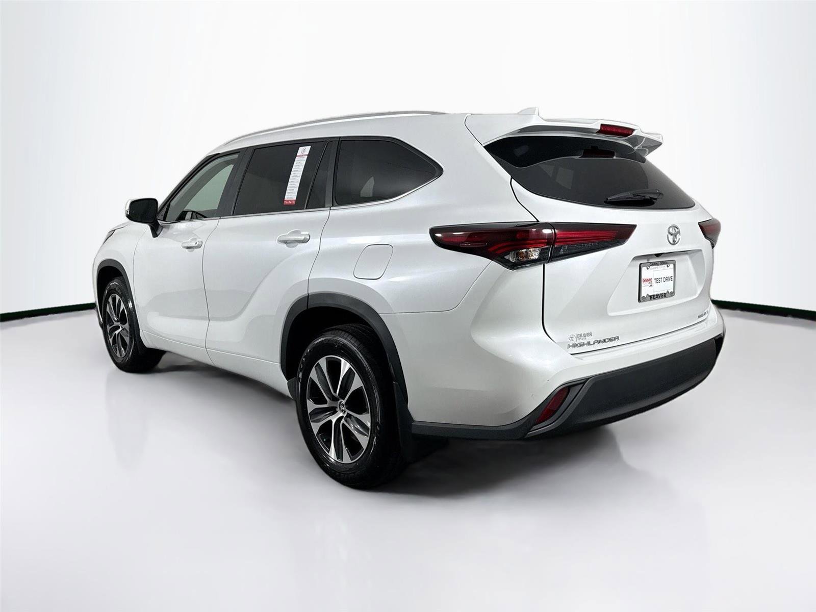 2025 Toyota Highlander XLE