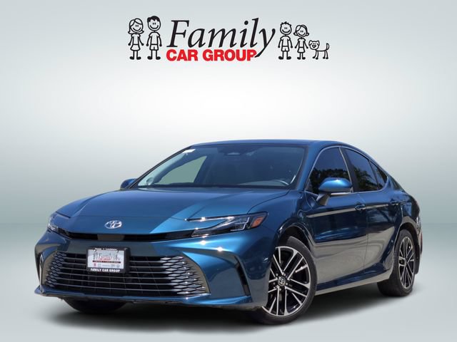 Used 2025 Toyota Camry XLE w/ Premium Package