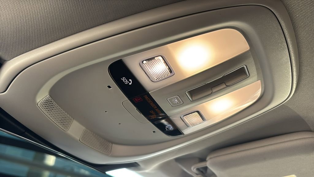 2023 Volvo Xc90 B6 Core