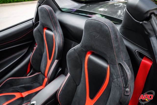 Used 2020 McLaren 720S Performance photo 27