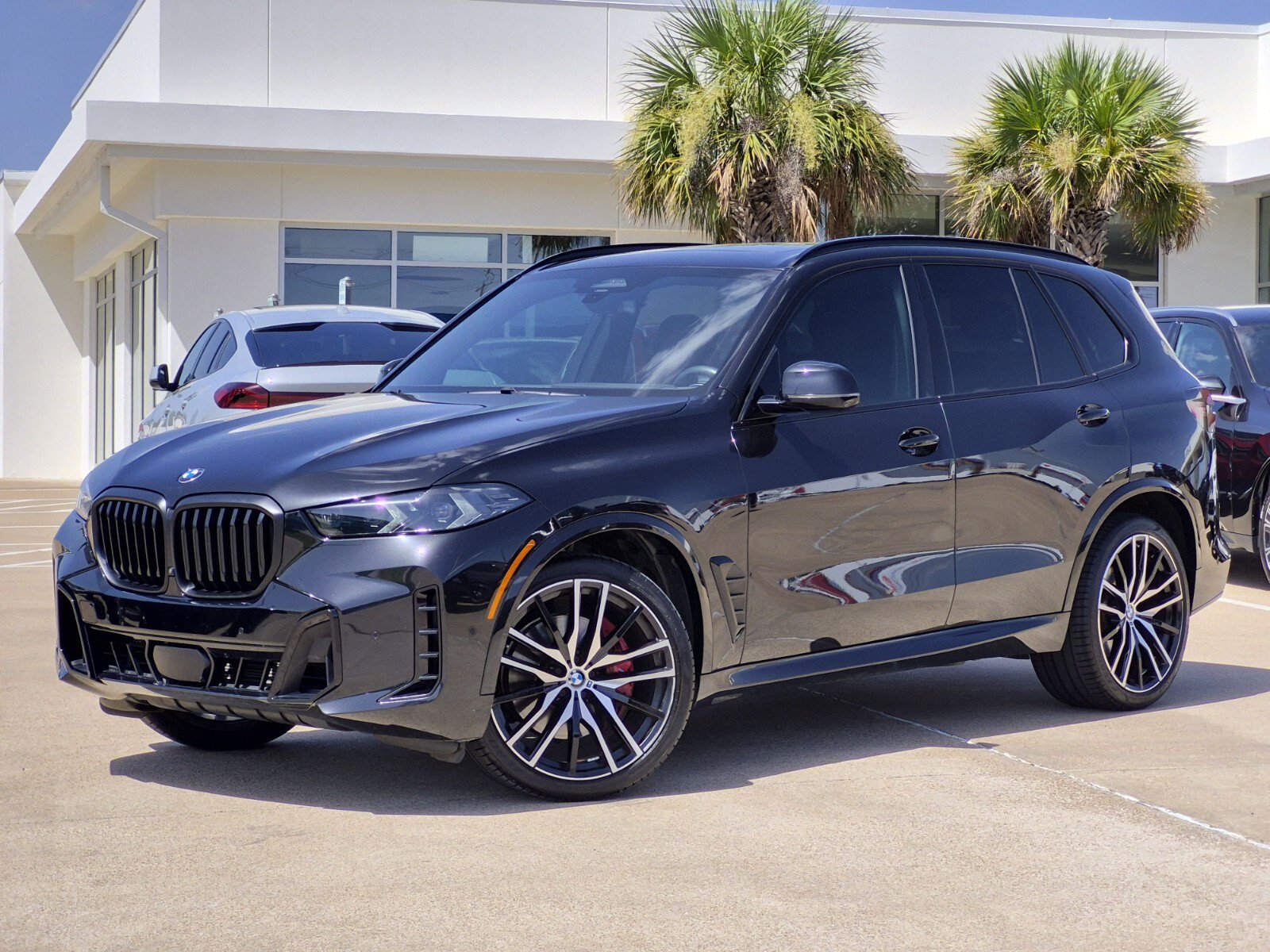 Used 2024 BMW X5 xDrive40i w/ M Sport Package