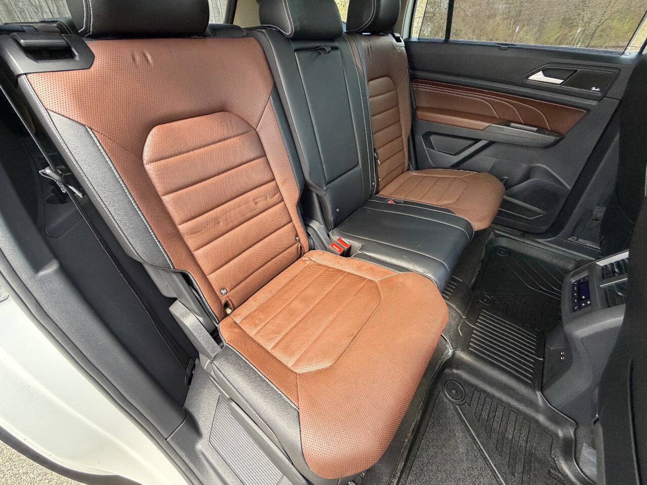 2022 Volkswagen Atlas SEL Premium R-Line - Photo 13