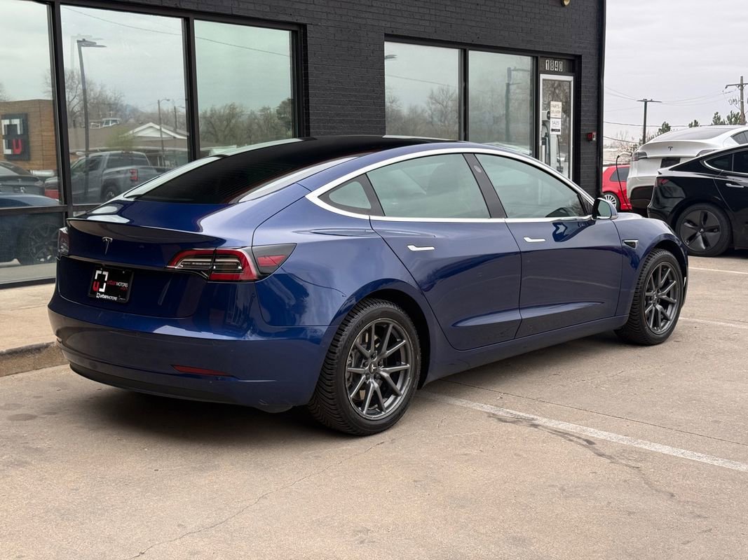 2019 Tesla Model 3 Standard Range Plus