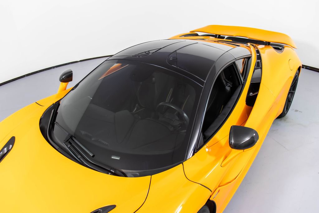 Used 2021 McLaren 720S Performance photo 32