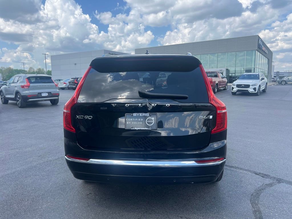 2023 Volvo Xc90 B6 Plus
