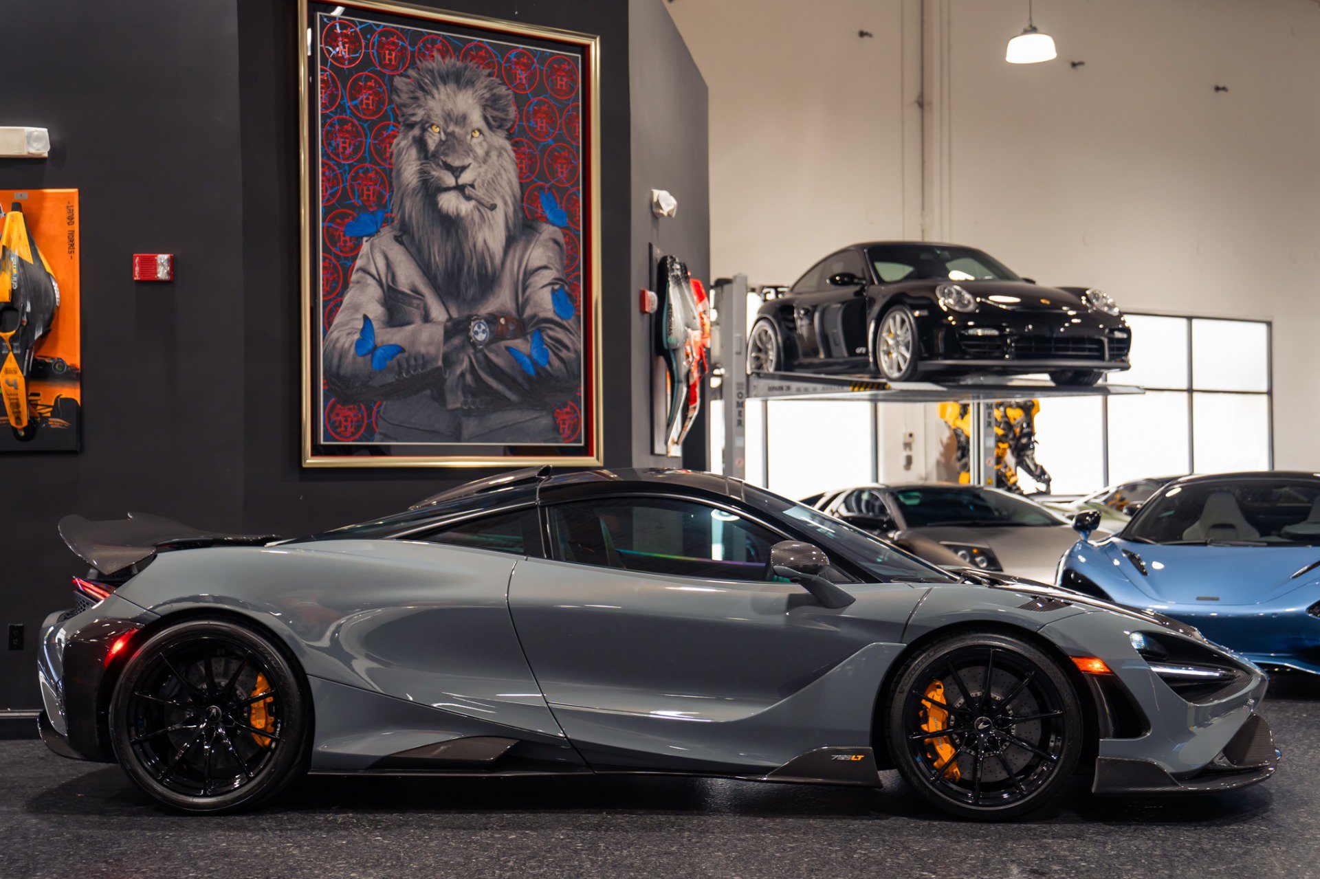 Used 2021 McLaren 765LT photo 8