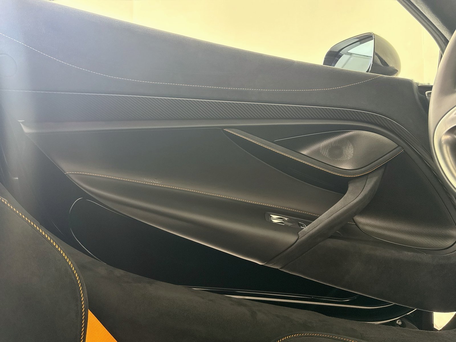 New 2027 McLaren 750S photo 16