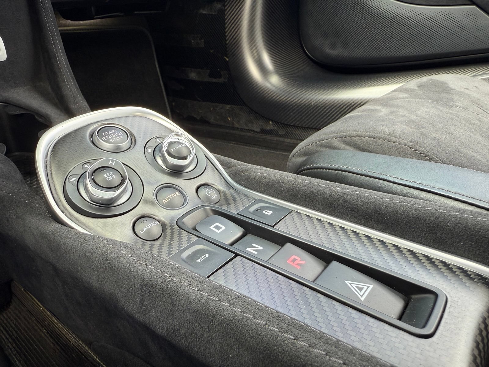 Used 2019 McLaren 600LT photo 33