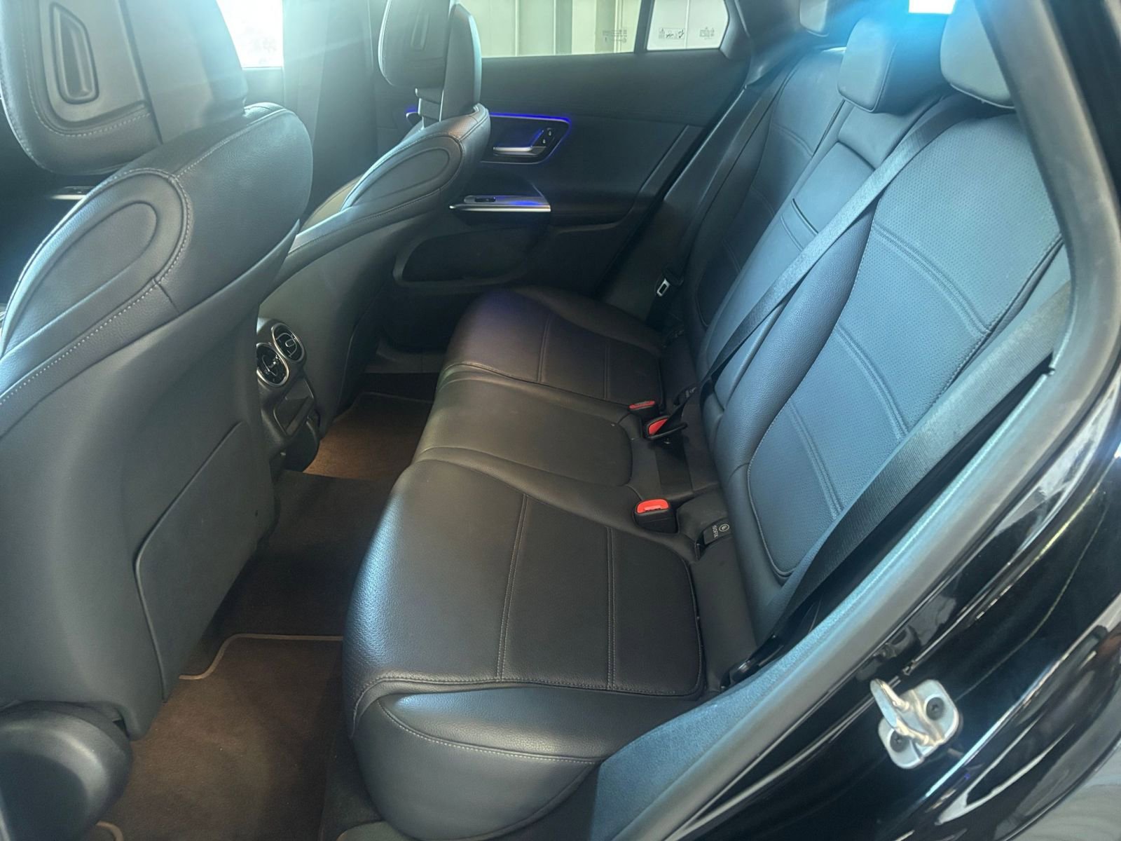 2024 Mercedes-Benz GLC 300