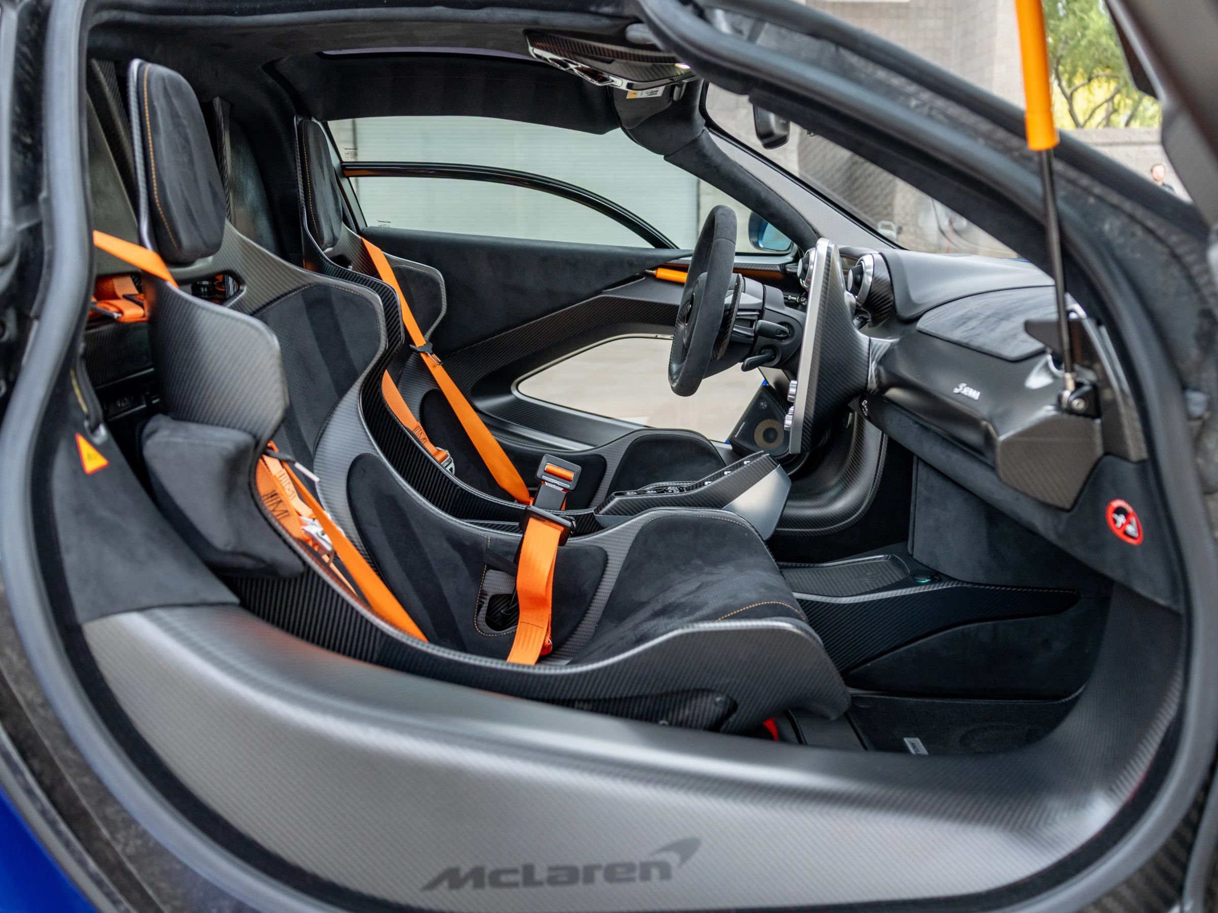 Used 2019 McLaren Senna photo 14