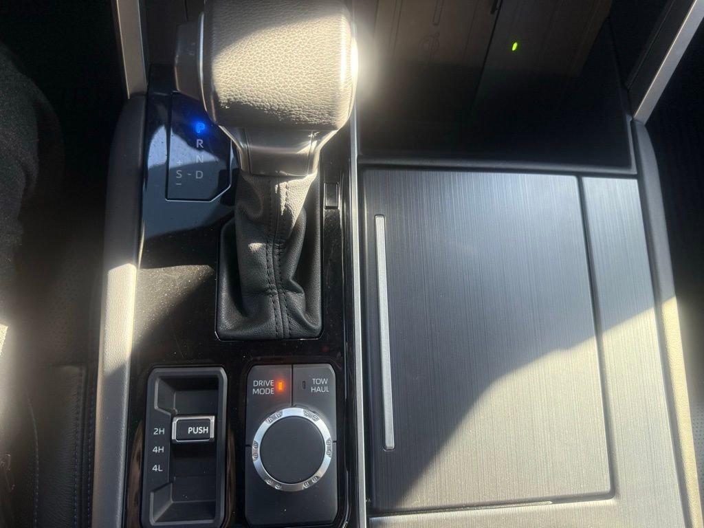 2022 Toyota Tundra Platinum