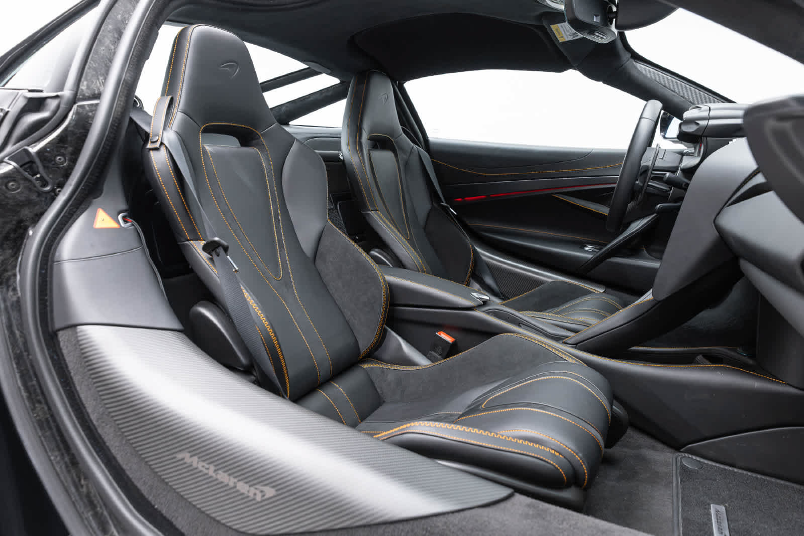 Used 2026 McLaren 750S photo 11