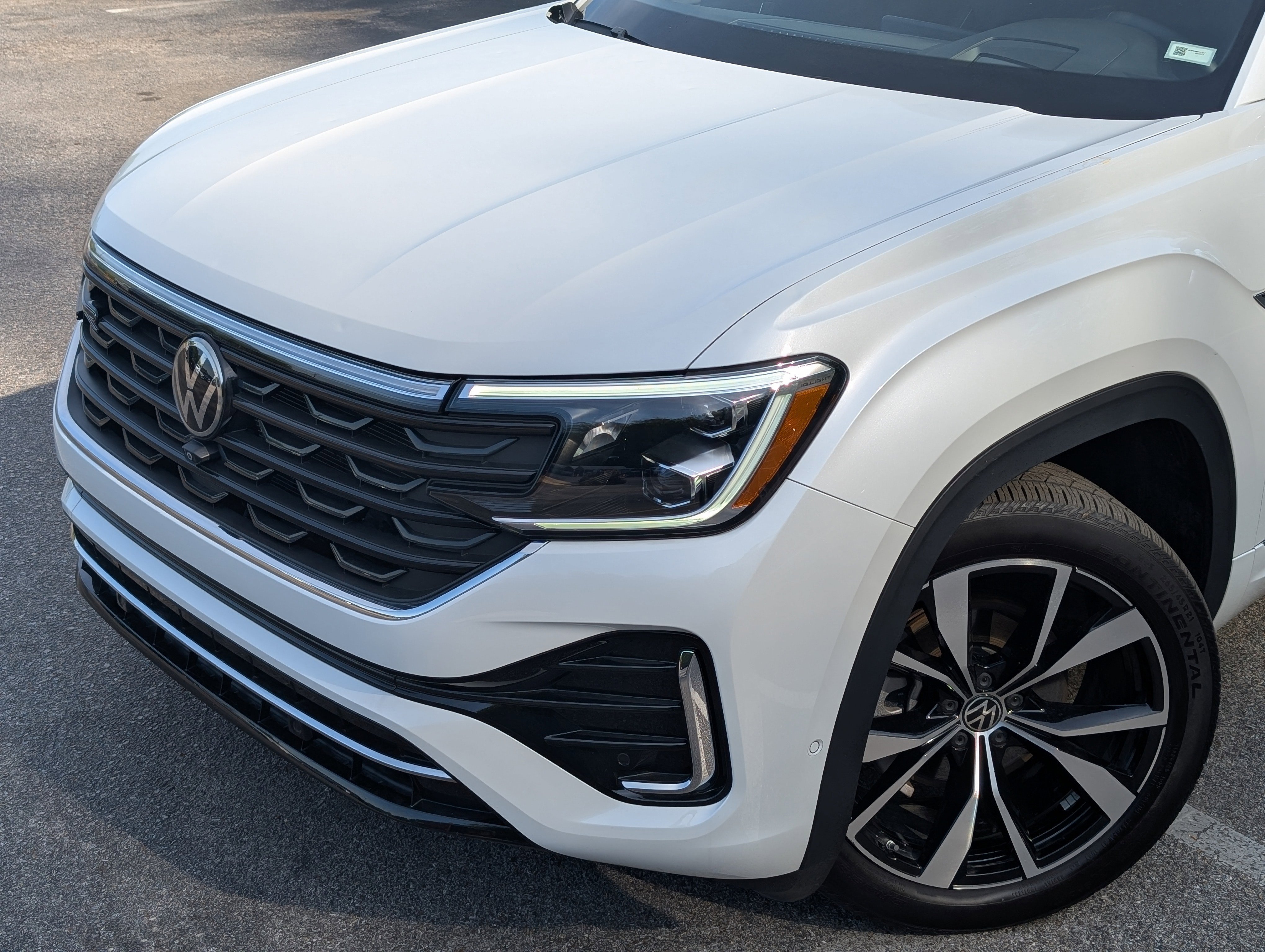 2024 Volkswagen Atlas Cross Sport SEL Premium R-Line