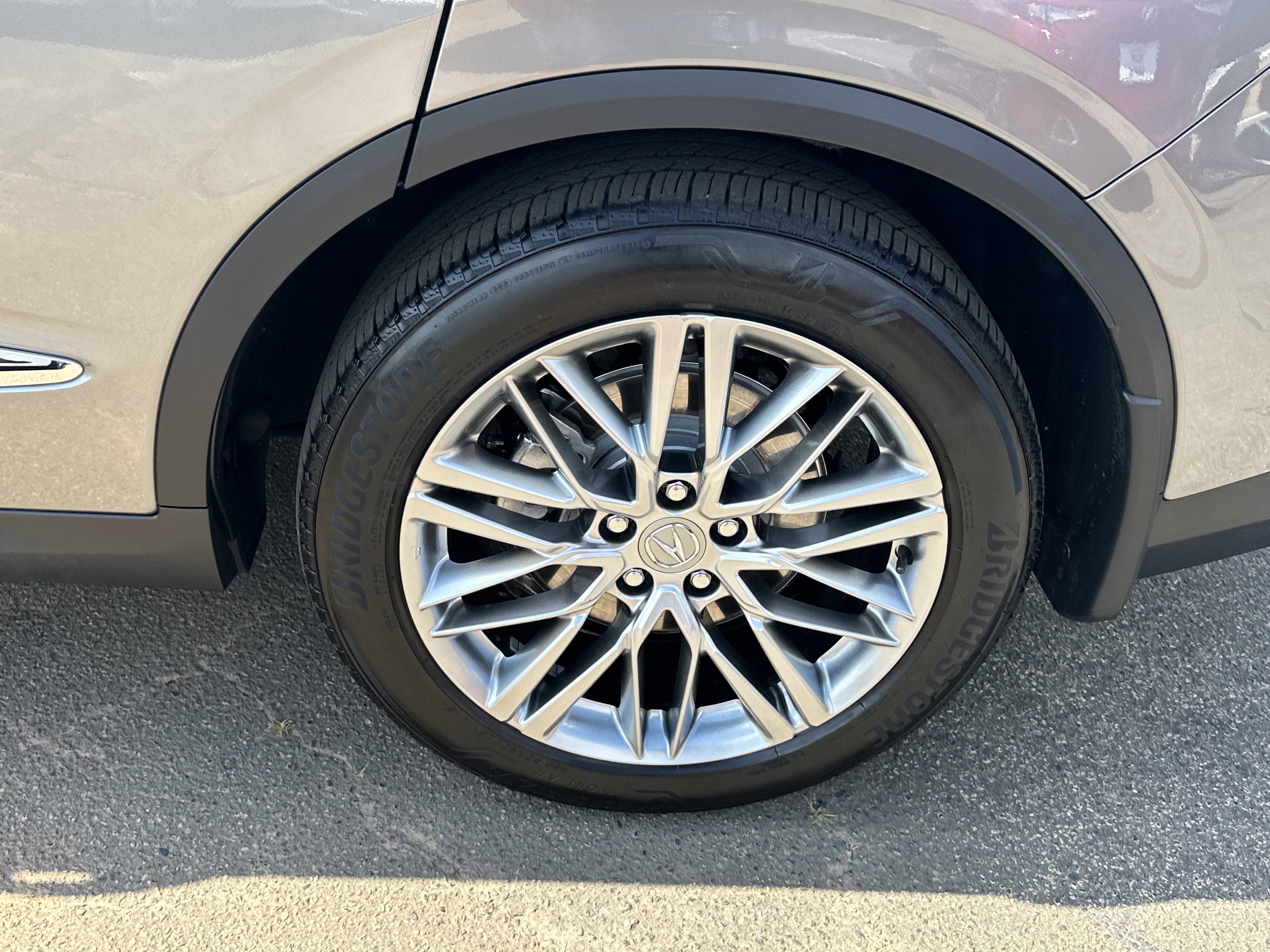 2024 Acura MDX SH-AWD w/ Advance Package