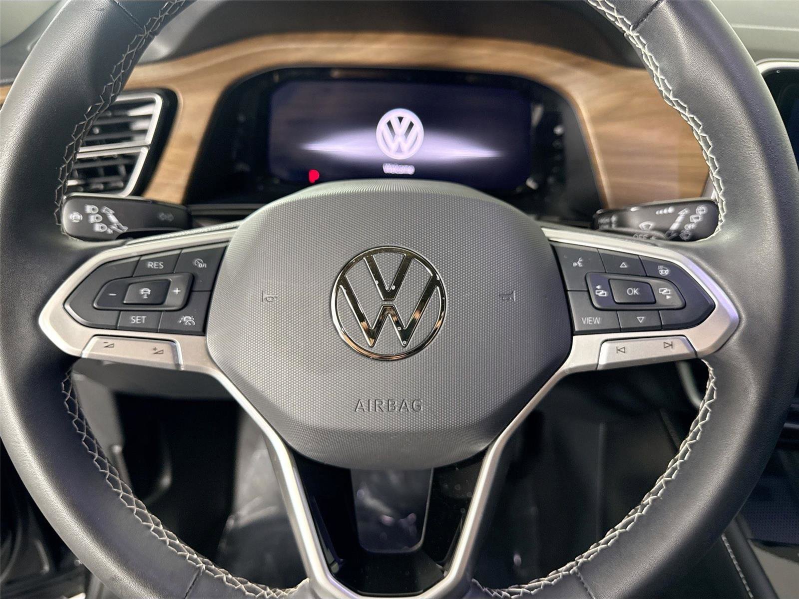 2024 Volkswagen Atlas SE